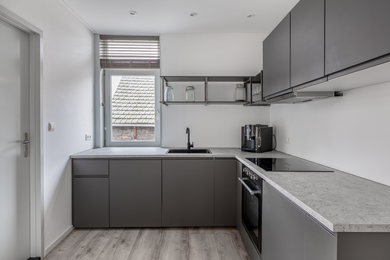 Appartement te koop: Molendijk 1A, Ooltgensplaat