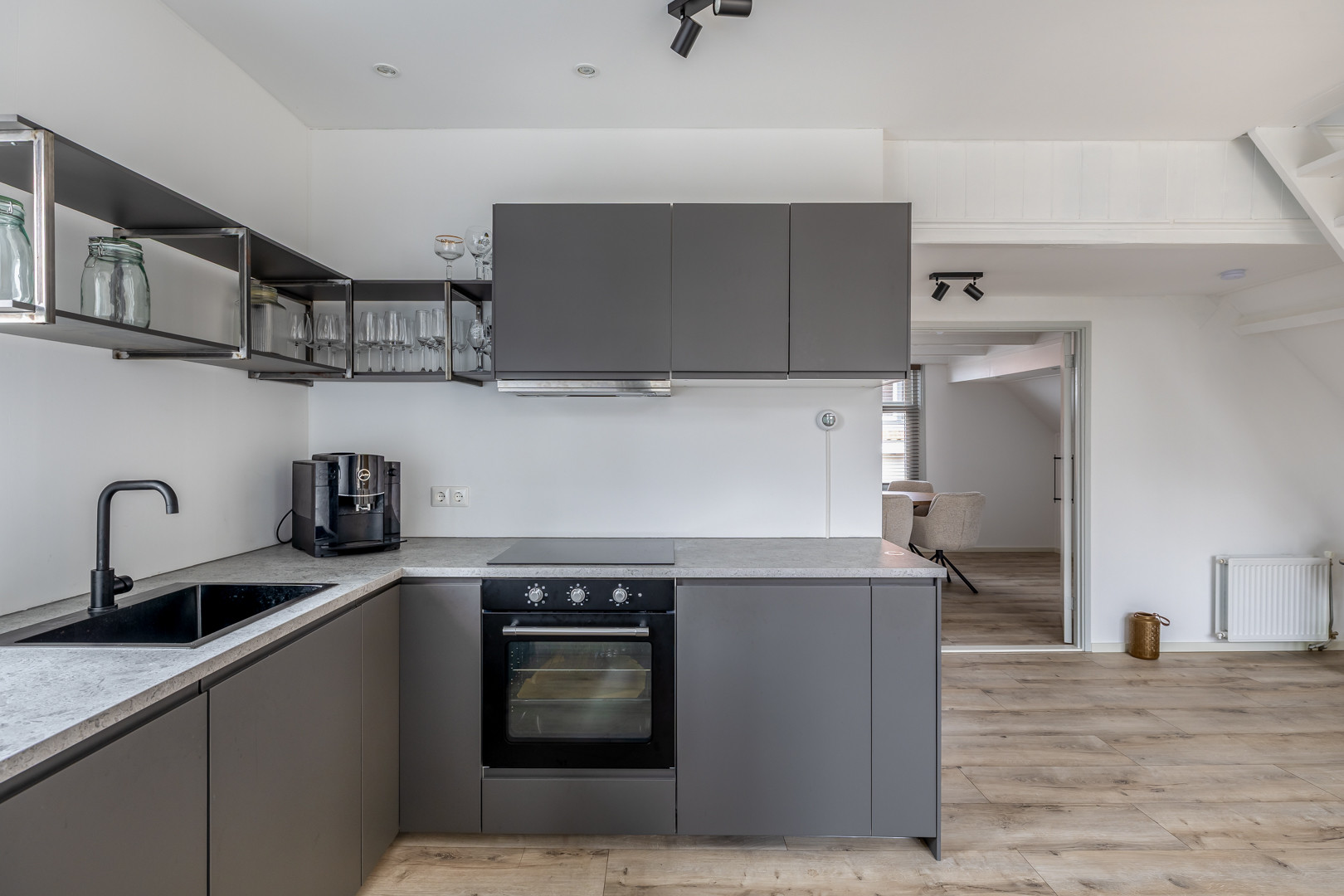 Appartement te koop: Molendijk 1A, Ooltgensplaat