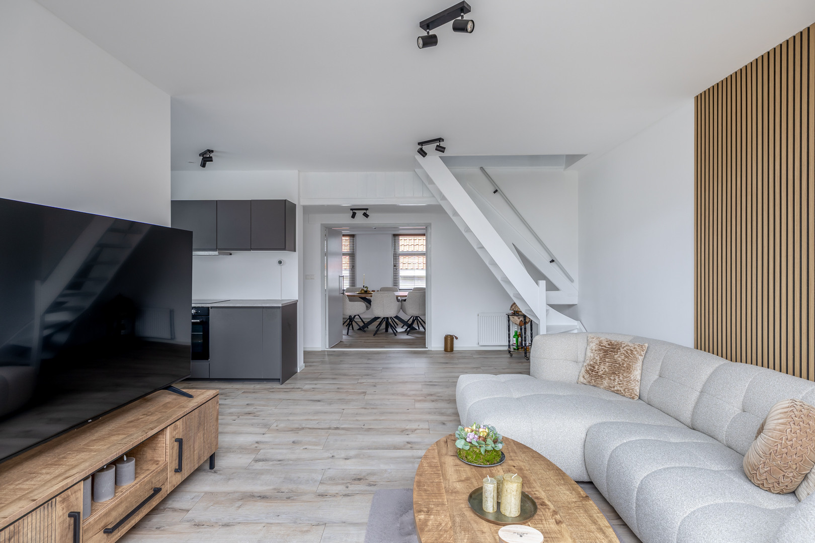Appartement te koop: Molendijk 1A, Ooltgensplaat