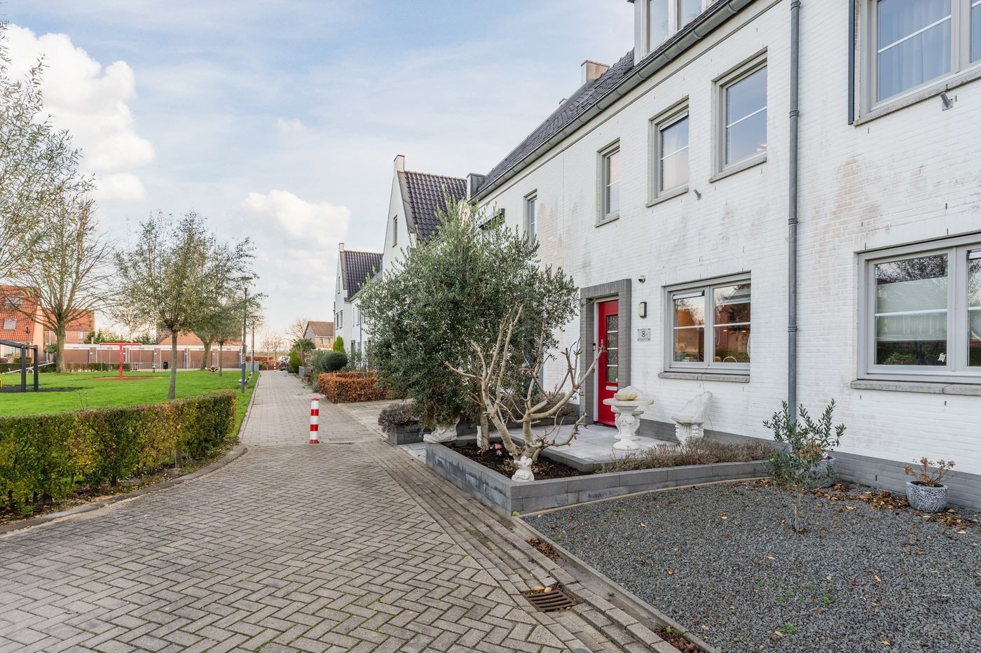 Tussenwoning te koop: Wilgenpad 8, Ooltgensplaat