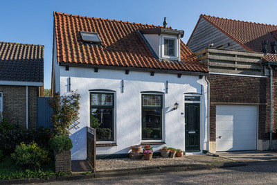 Molendijk 75