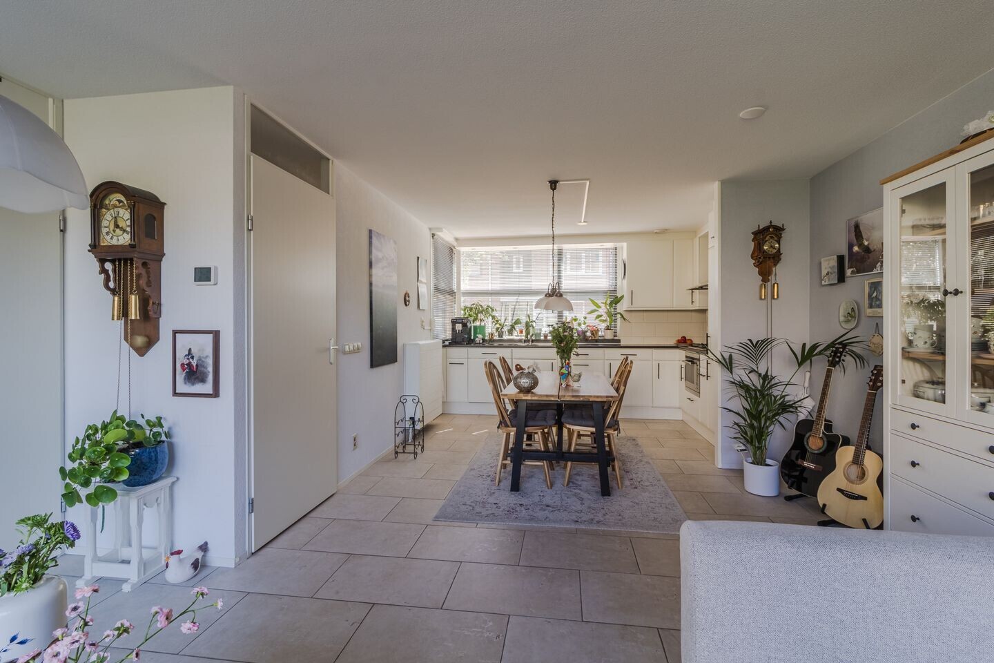 Tussenwoning te koop: Schubertpad 9, Oud-Beijerland
