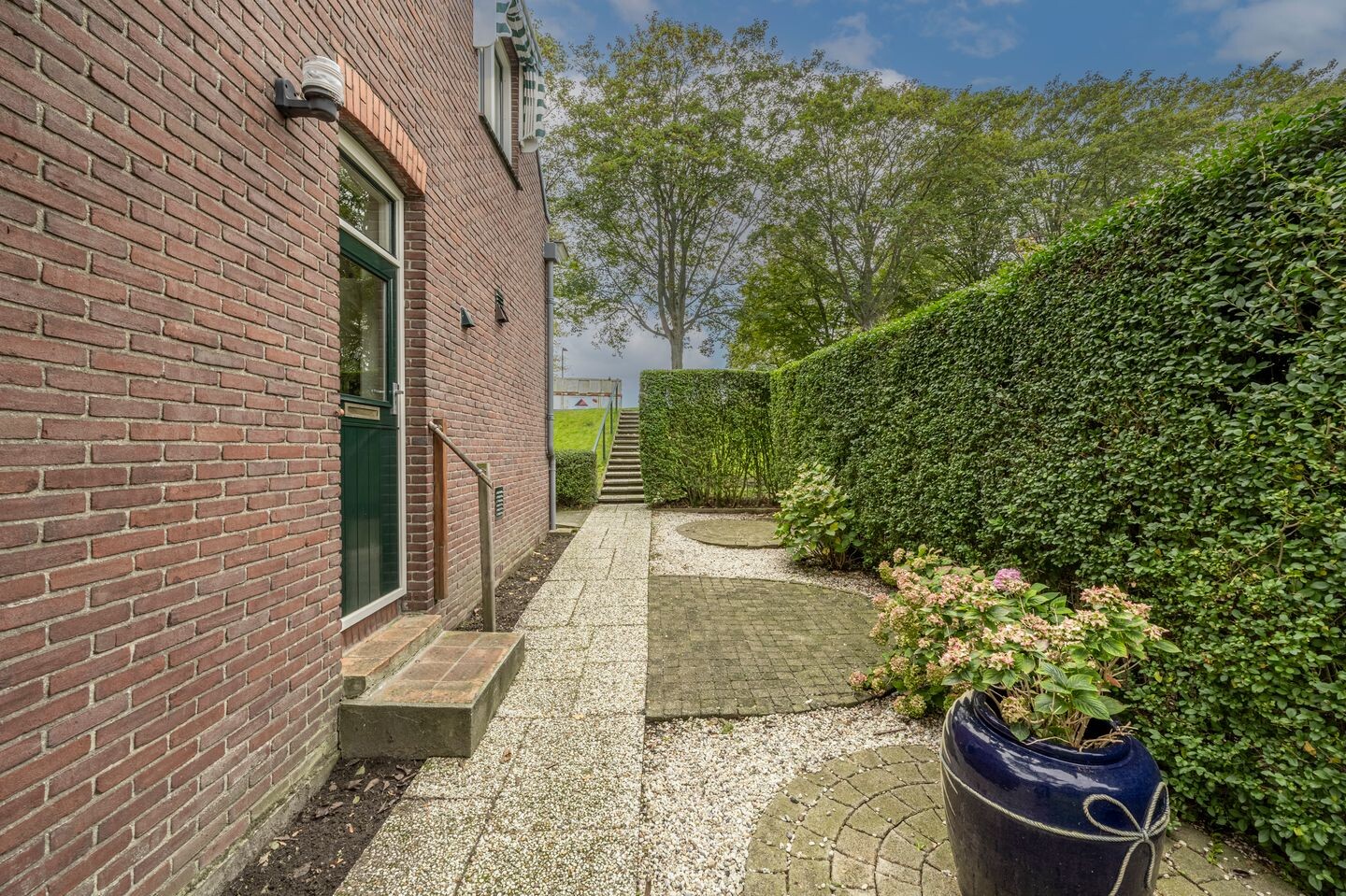 Vrijstaande woning te koop: Oud-Beijerlandsedijk 40, Oud-Beijerland