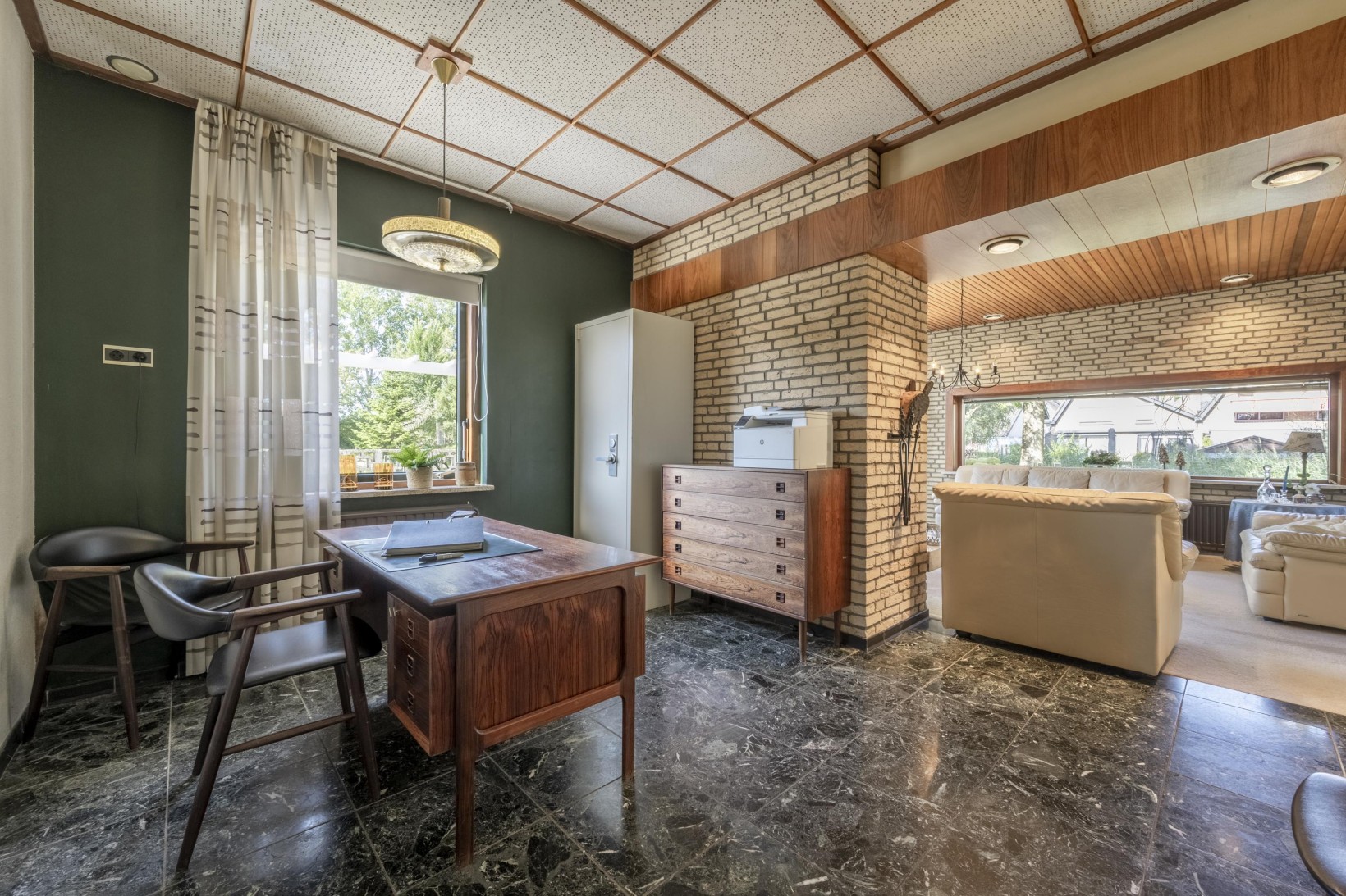 Vrijstaande woning te koop: Rembrandtstraat 9A, Oud-Beijerland