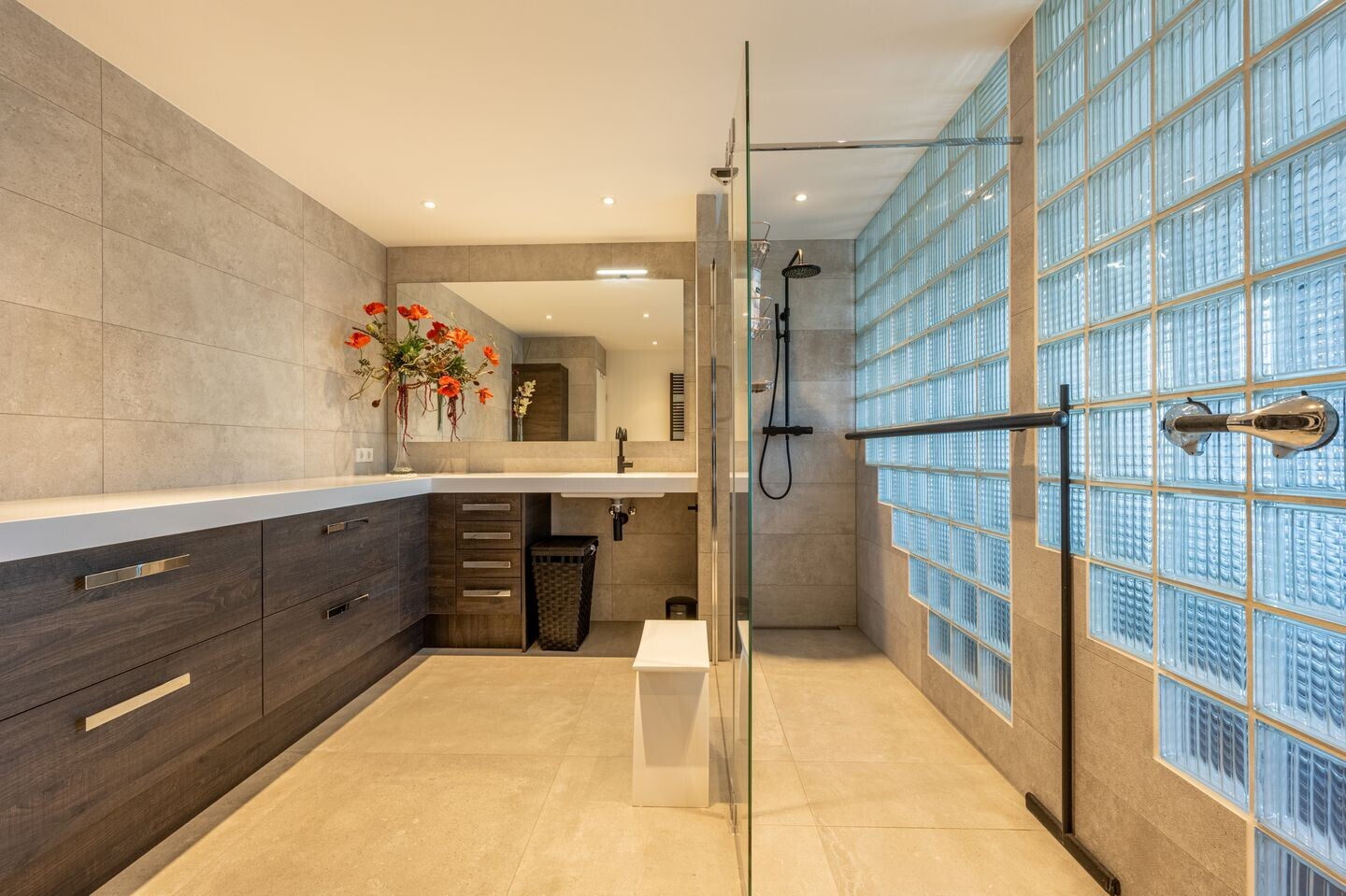 Appartement te koop: H.B.S.Laan 26, Oud-Beijerland