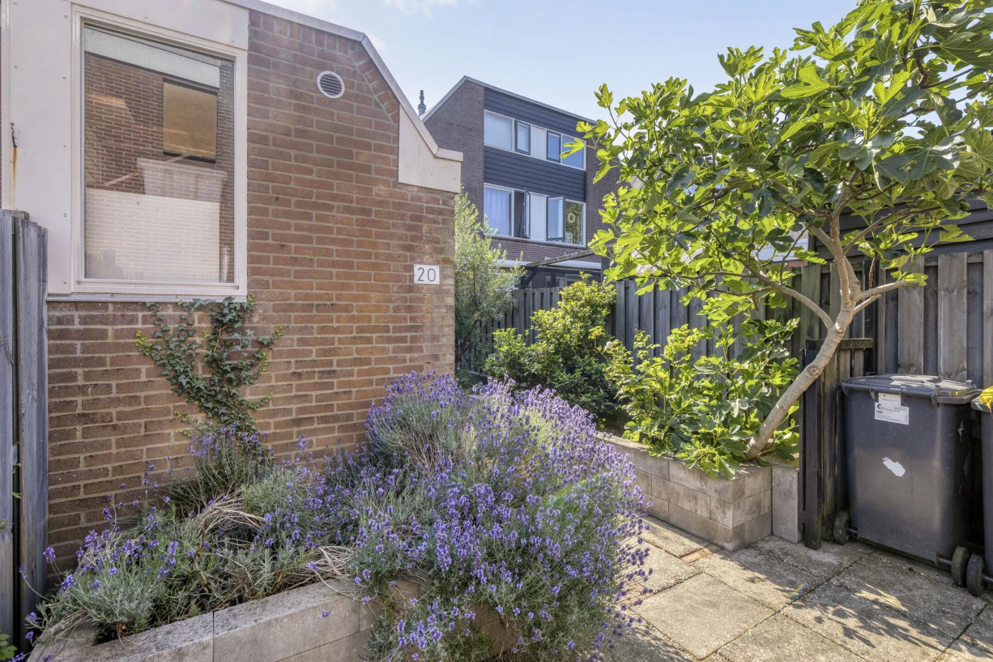 Tussenwoning te koop: Metsustraat 20, Oud-Beijerland