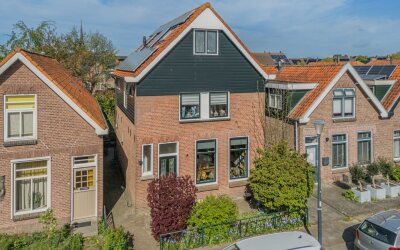 Emmastraat 11