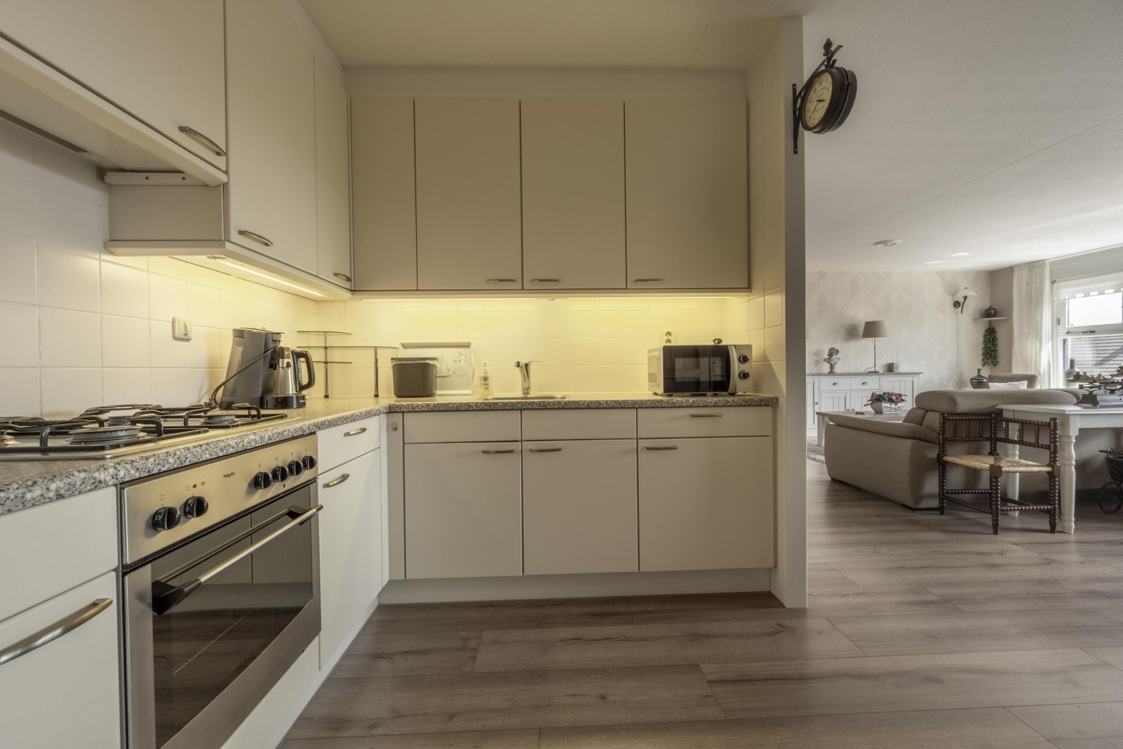 Appartement te koop: Wilhelminaplein 53, Oud-Beijerland