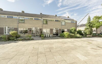 Vincent van Goghplein 4