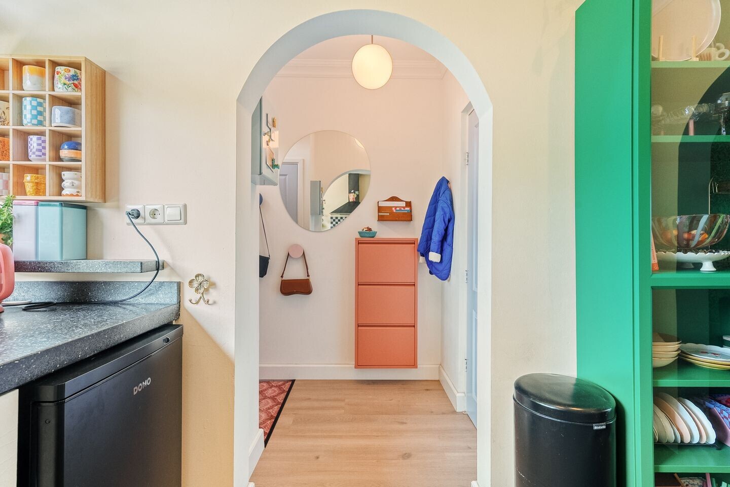 Tussenwoning te koop: Admiraal de Ruyterstraat 14, Oud-Beijerland