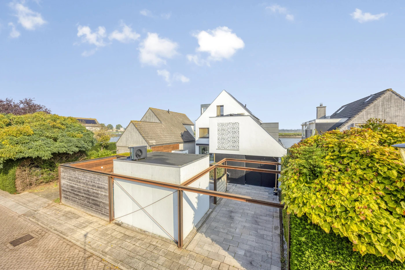 Vrijstaande woning te koop: Ben Goerionpad 40, Oud-Beijerland