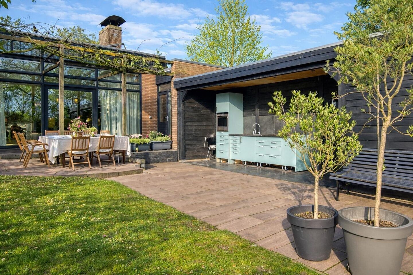 Vrijstaande woning te koop: Voordoel 30, Nieuw-Beijerland