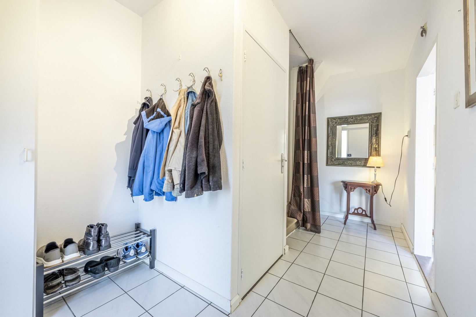 Twee-onder-één-kap te koop: Ridder van Dorpstraat 26, Nieuw-Beijerland