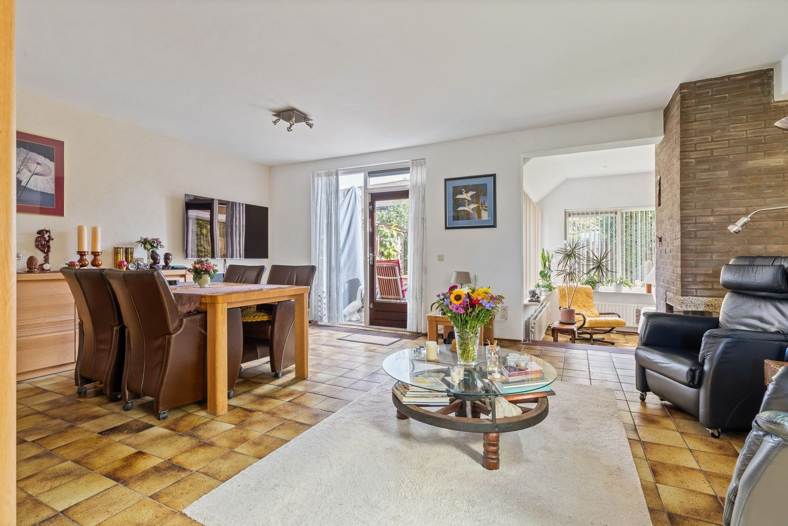 Hoekwoning te koop: Laan van Westmolen 85, Mijnsheerenland