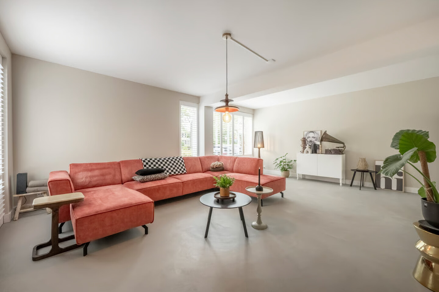 Hoekwoning te koop: Raadhuislaan 59, Mijnsheerenland