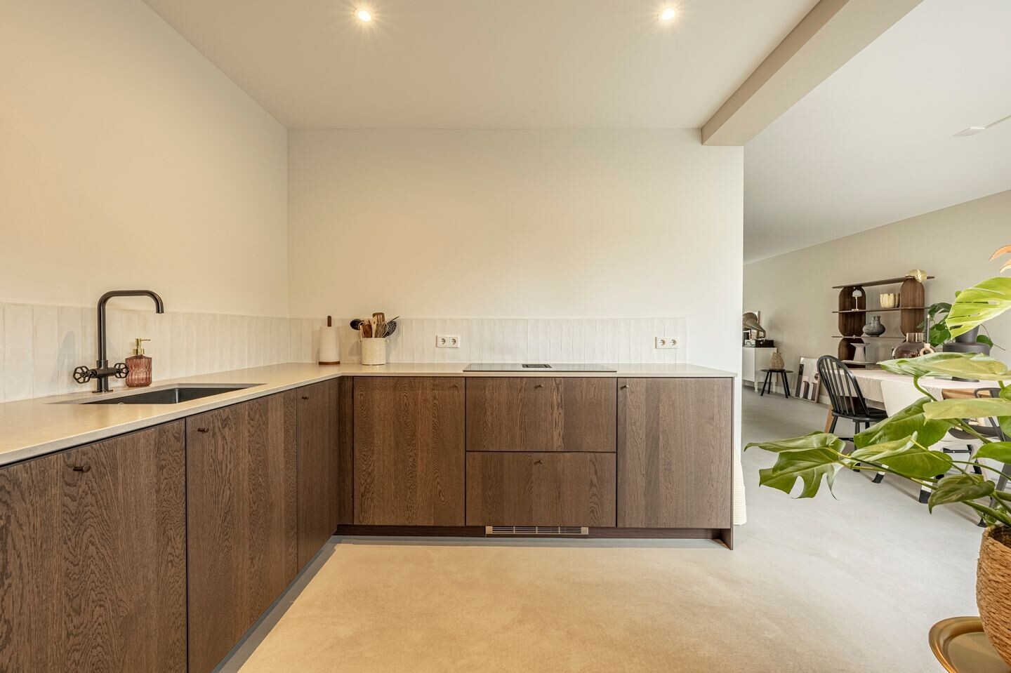 Hoekwoning te koop: Raadhuislaan 59, Mijnsheerenland