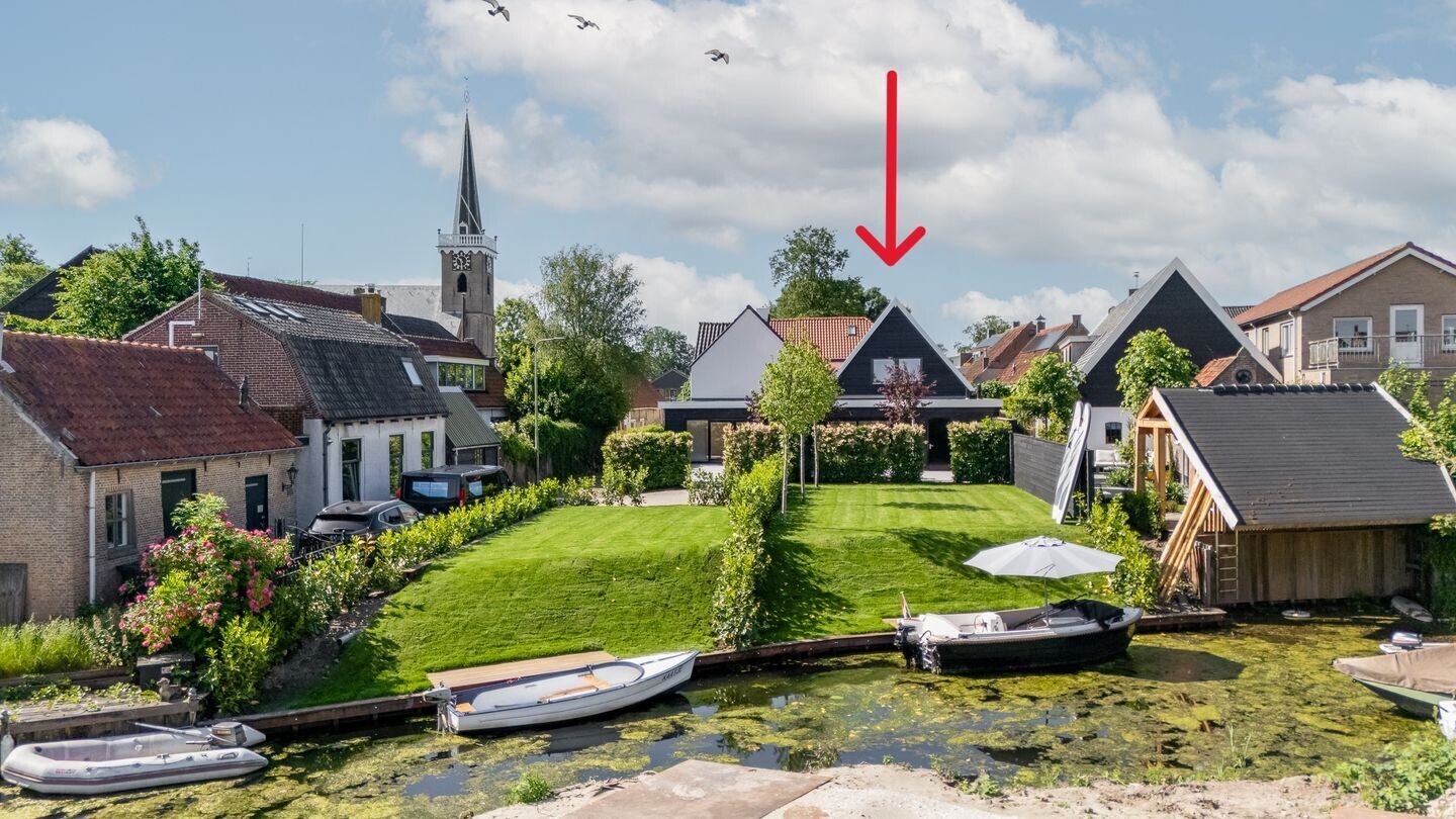 Twee-onder-één-kap te koop: Breestraat 16, Westmaas