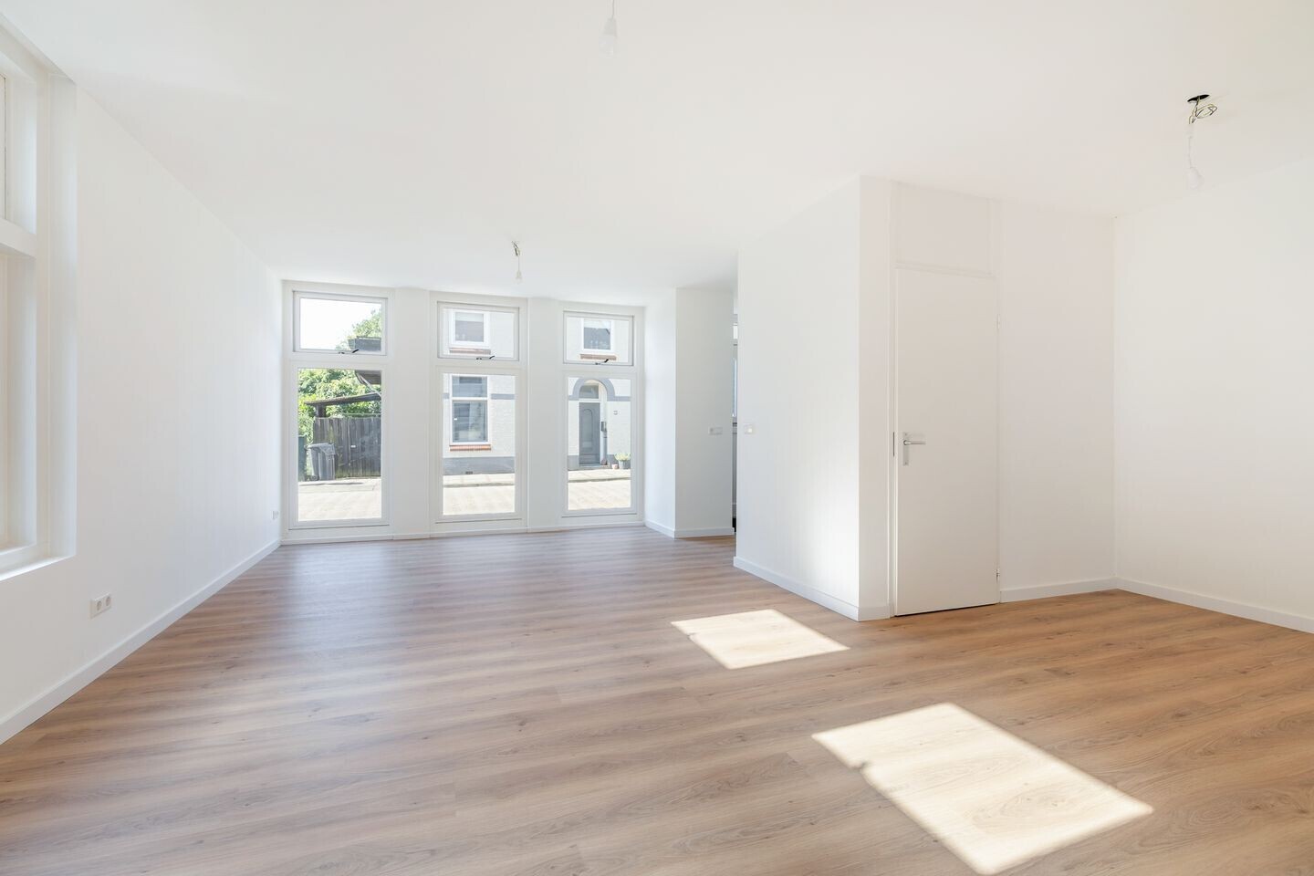 Twee-onder-één-kap te koop: Breestraat 16, Westmaas