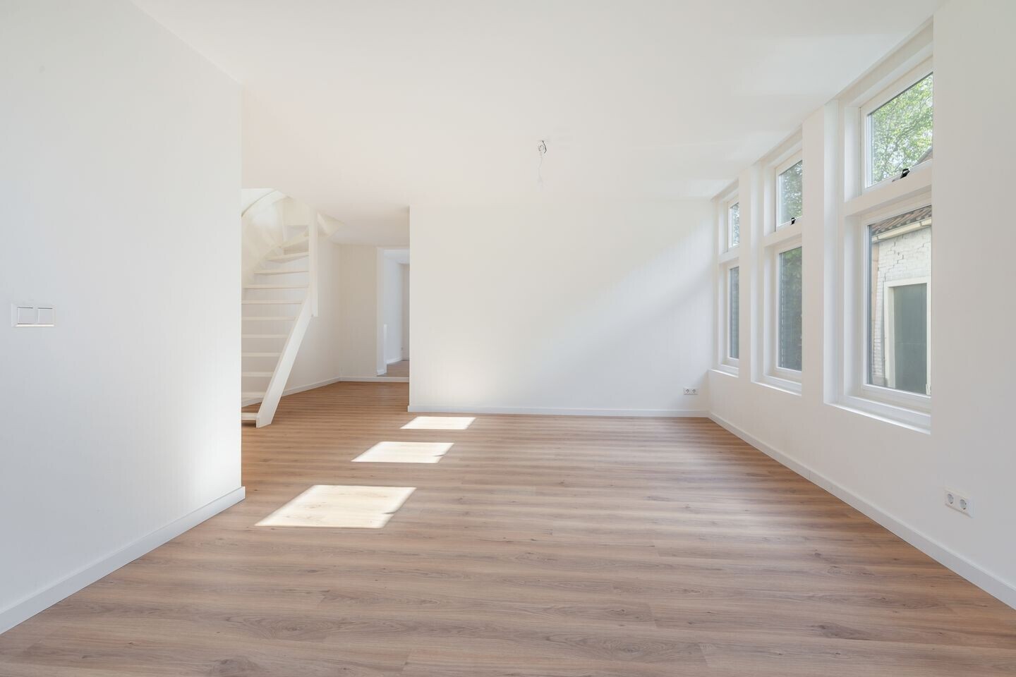 Twee-onder-één-kap te koop: Breestraat 16, Westmaas