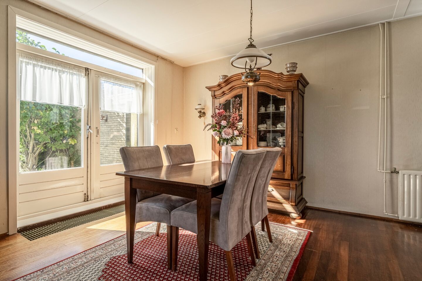 Twee-onder-één-kap te koop: Marijkestraat 12, Heinenoord