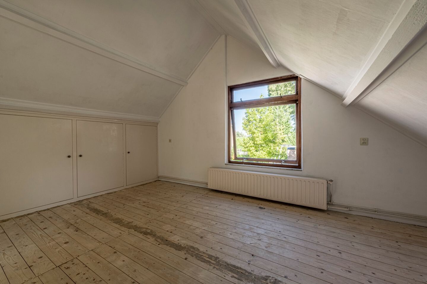 Twee-onder-één-kap te koop: Marijkestraat 12, Heinenoord