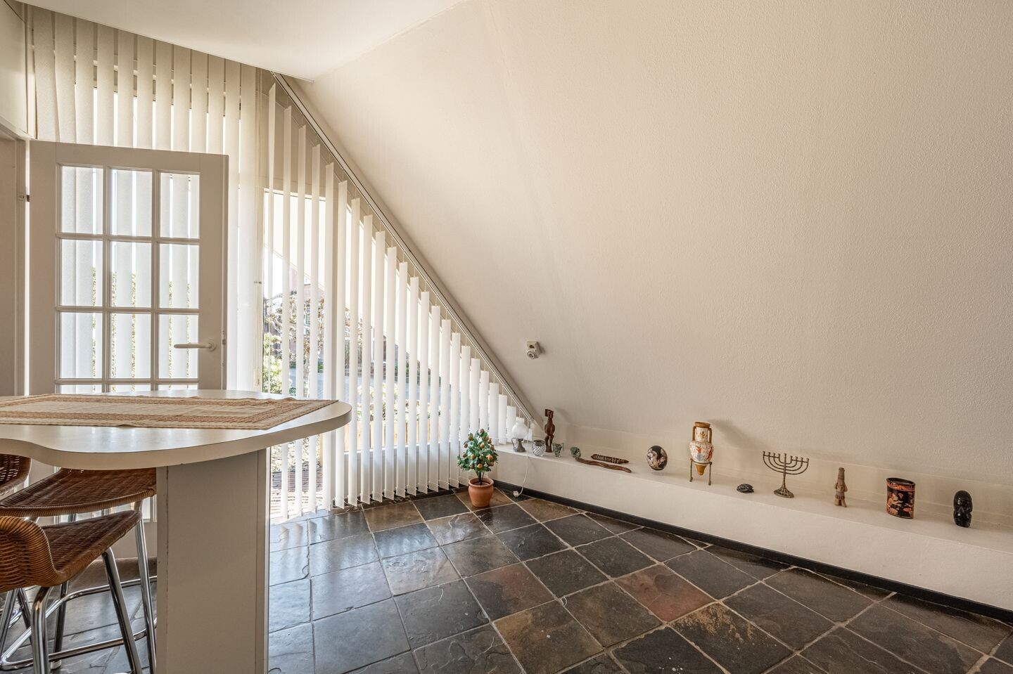 Vrijstaande woning te koop: Avenhil 33, Heinenoord