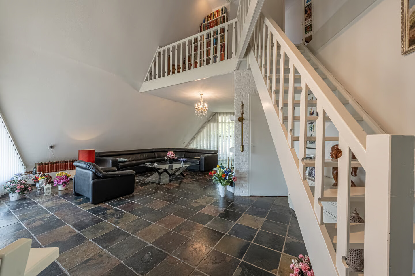Vrijstaande woning te koop: Avenhil 33, Heinenoord