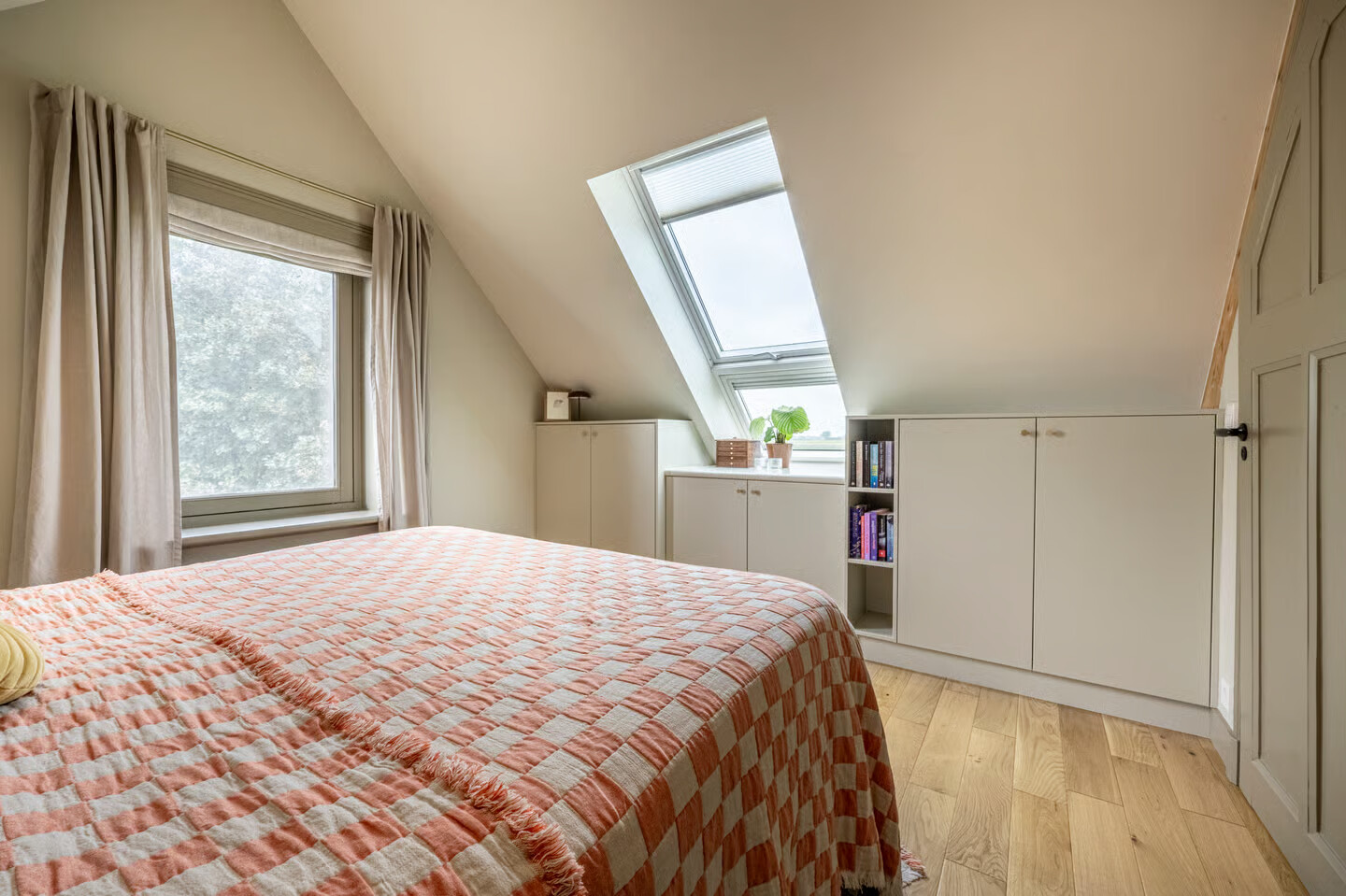 Vrijstaande woning te koop: Mollekade 27, Heinenoord