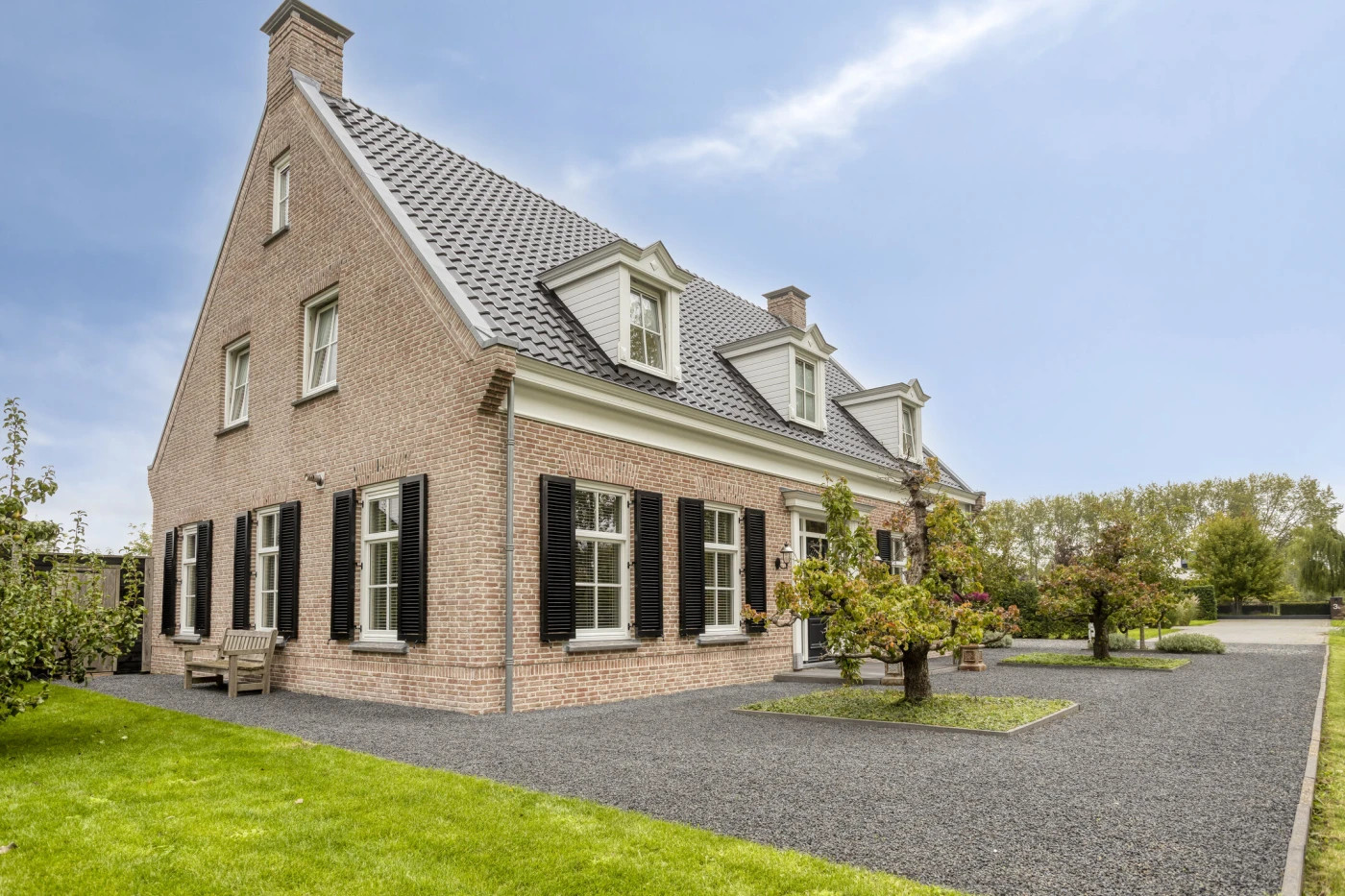Vrijstaande woning te koop: Ambachtsheerenlaan 3A, Numansdorp