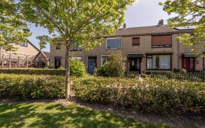 van Oldenbarneveltstraat 24