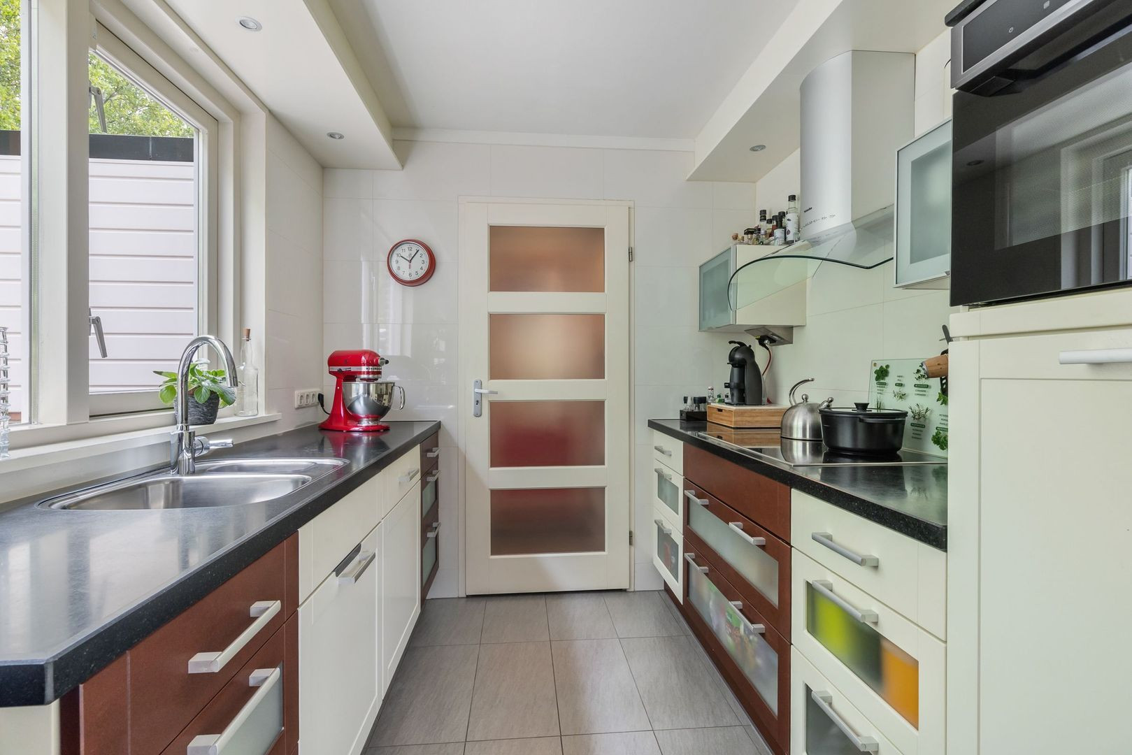 Vrijstaande woning te koop: Amundsenstraat 35, Zuid-Beijerland
