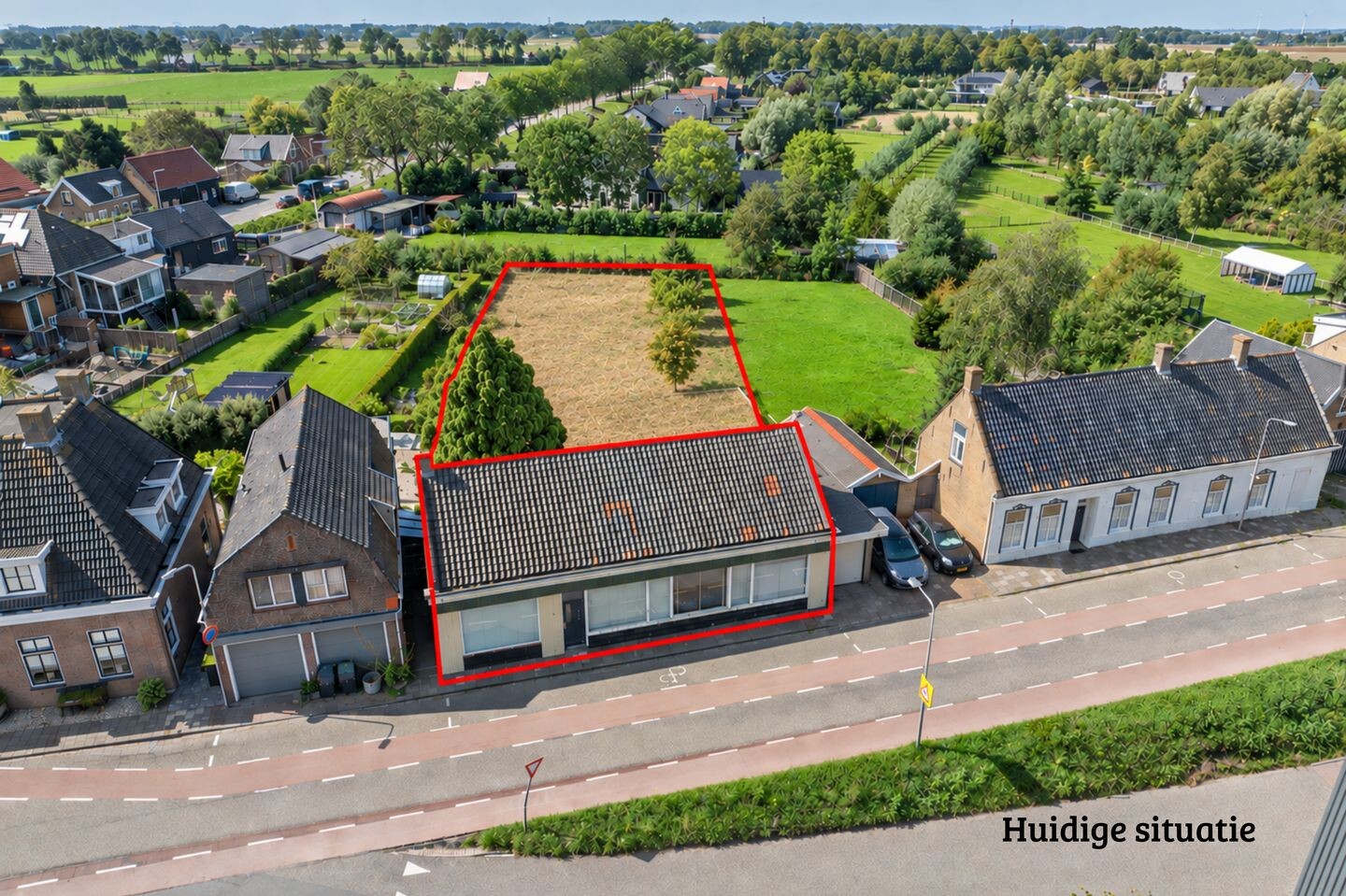 Vrijstaande woning te koop: Molendijk 12, Klaaswaal