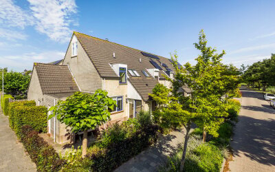 Burg. Korstanjestraat 23
