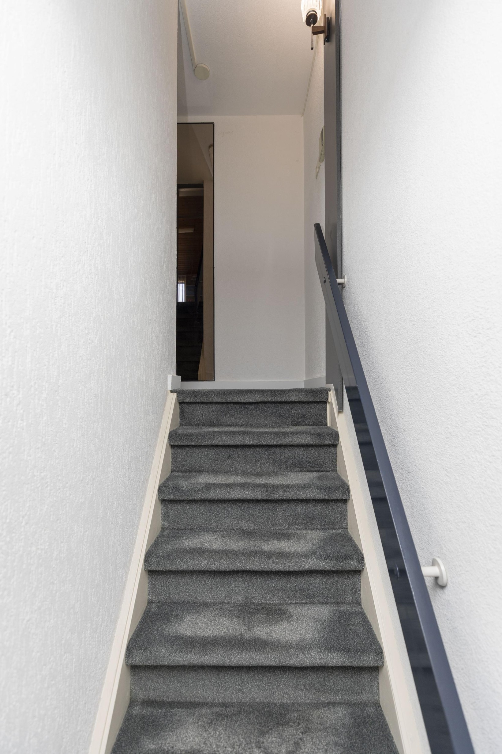 Tussenwoning te koop: Hendrik Hamerstraat 67, 'S-Gravendeel
