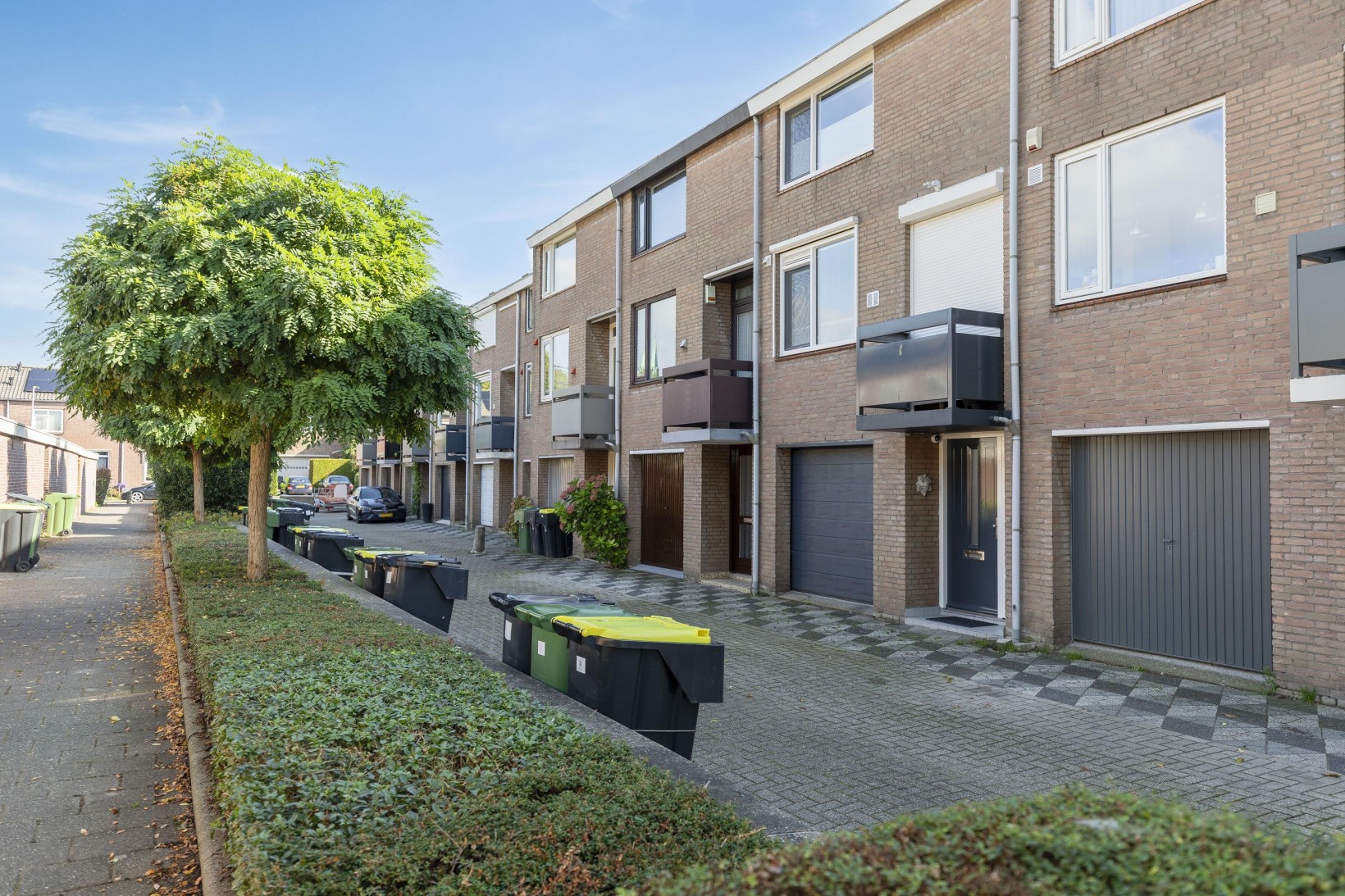 Tussenwoning te koop: Hendrik Hamerstraat 67, 'S-Gravendeel