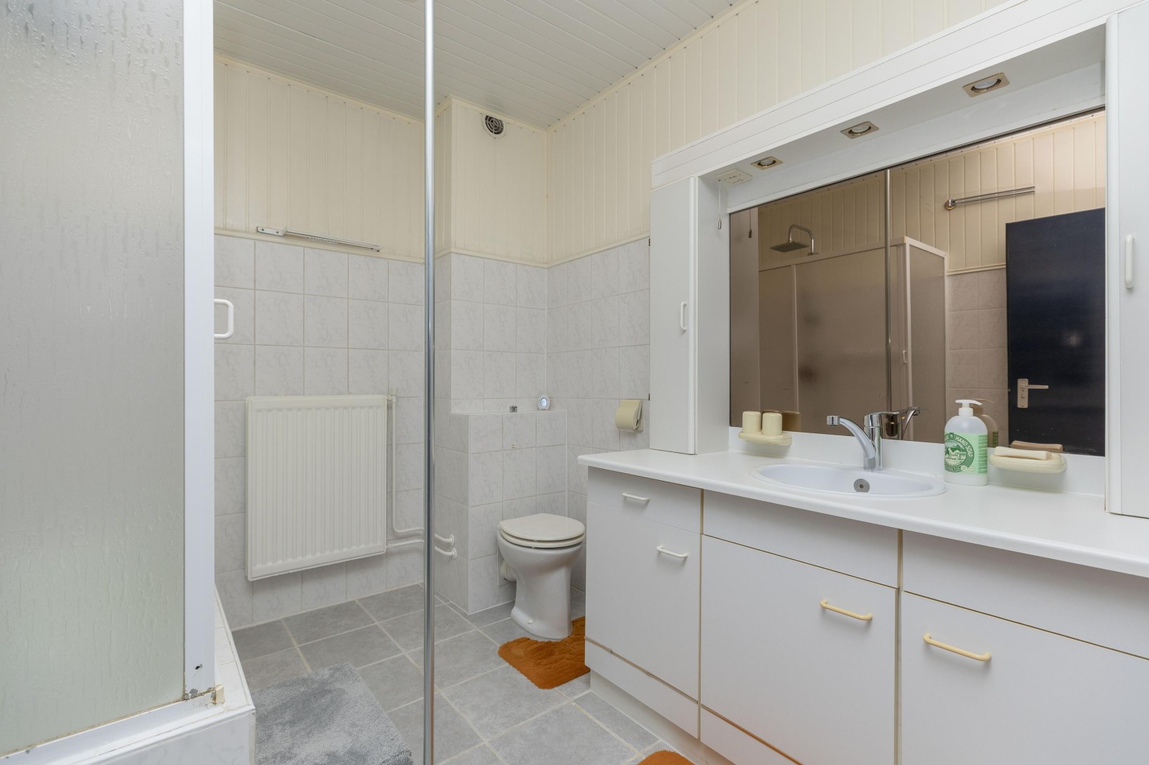 Tussenwoning te koop: Hendrik Hamerstraat 67, 'S-Gravendeel