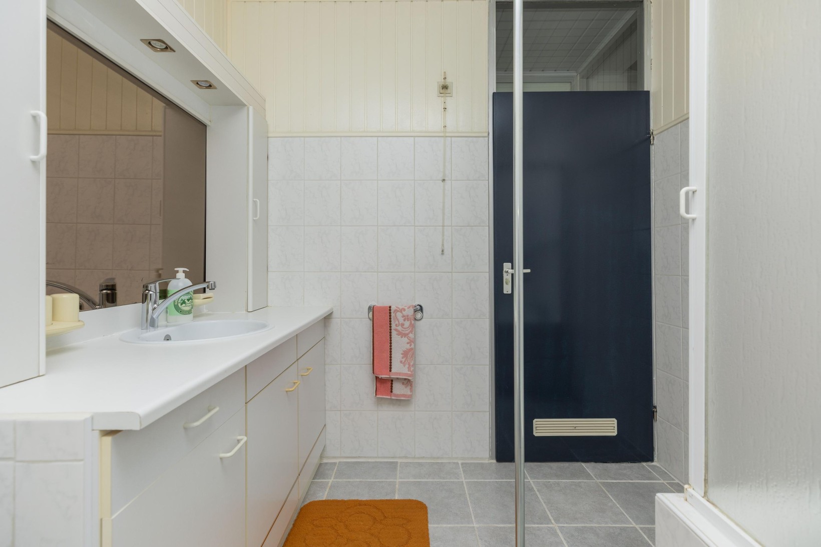 Tussenwoning te koop: Hendrik Hamerstraat 67, 'S-Gravendeel