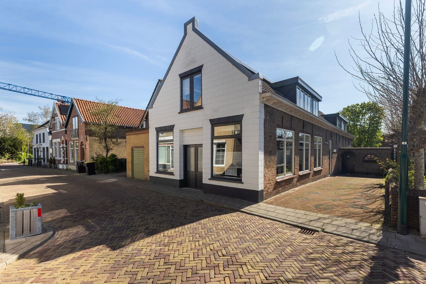 Twee-onder-één-kap te koop: Schouteneinde 12, Puttershoek