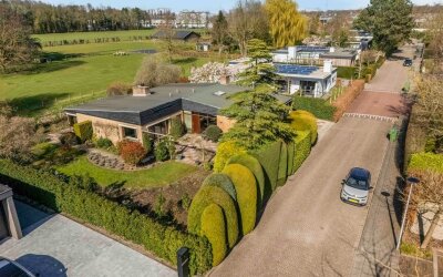 van Hogendorplaan 5