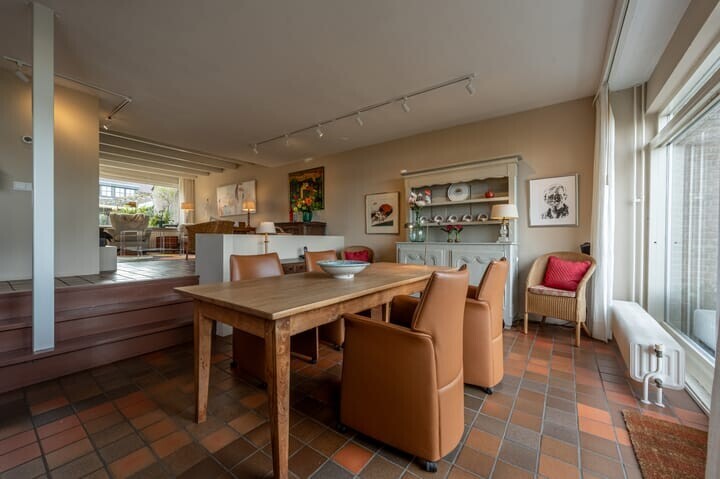 Tussenwoning te koop: Dorpsstraat 92, Maasdam