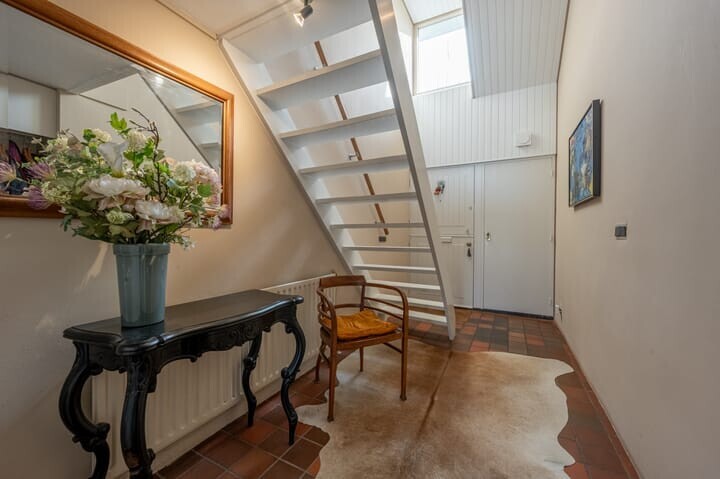 Tussenwoning te koop: Dorpsstraat 92, Maasdam