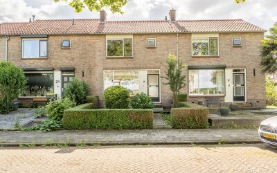 van der Doeslaan 23