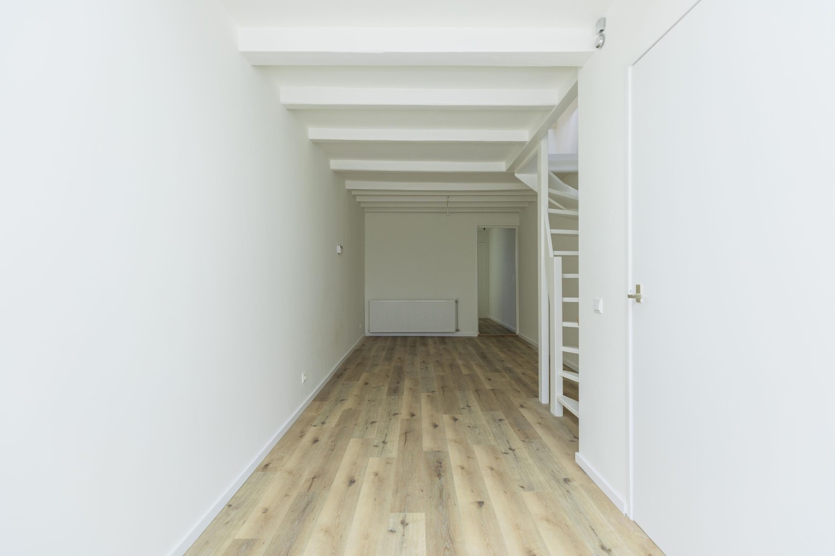 Tussenwoning te koop: Hoge Nieuwstraat 21, Dordrecht