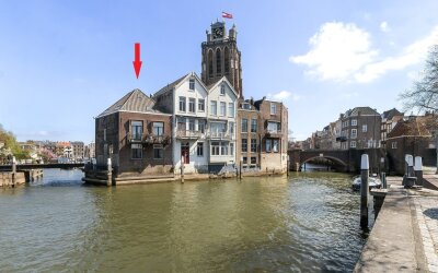 Korte Geldersekade 8