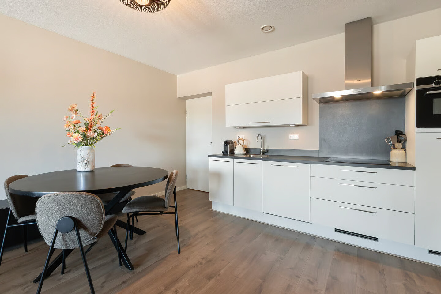 Appartement te koop: Korte Parallelweg 33, Dordrecht