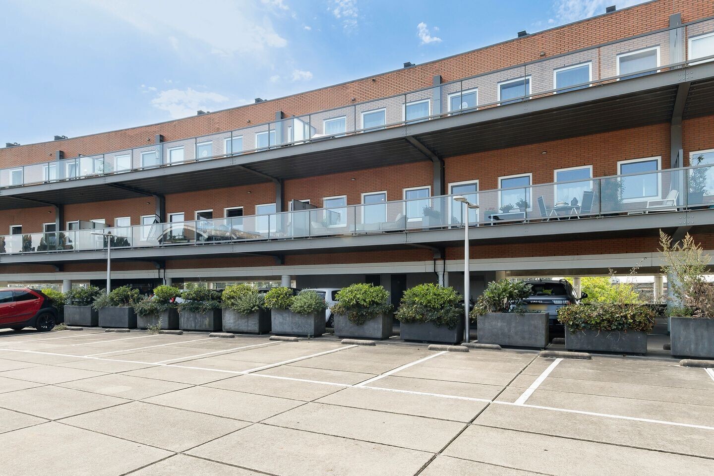 Appartement te koop: Korte Parallelweg 33, Dordrecht