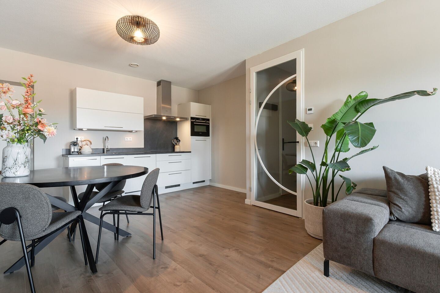Appartement te koop: Korte Parallelweg 33, Dordrecht
