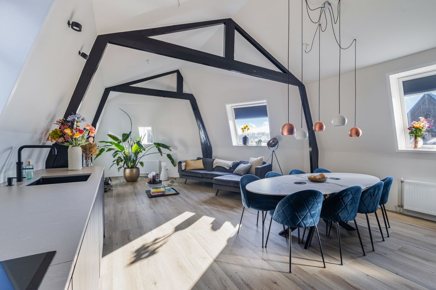 Appartement te koop: Singel 195C, Dordrecht