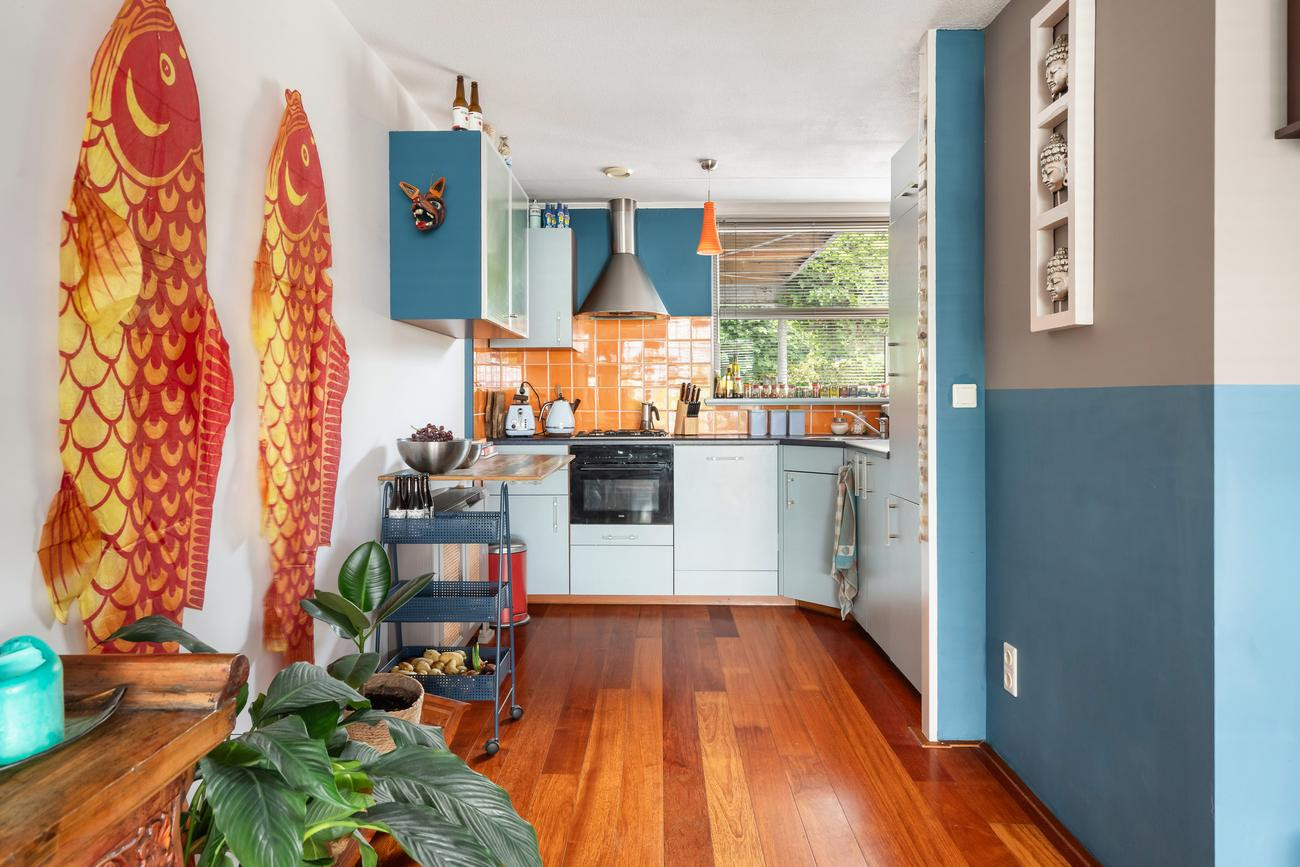 Tussenwoning te koop: Chris J. Walsonstraat 61, Dordrecht
