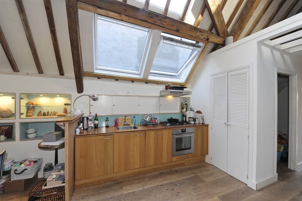 Tussenwoning te huur: Riedijk 102, Dordrecht